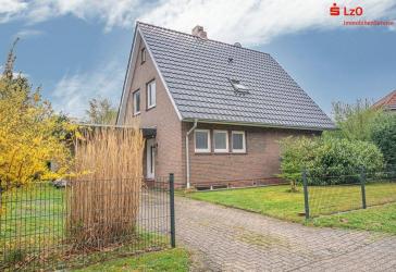 Zweifamilienhaus in ruhiger Lage