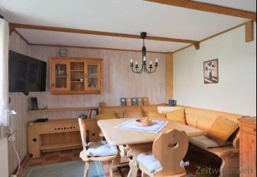 (EF1429_M) Jena: Wenigenjena, urgemütliche möblierte 2-Zimmer Wohnung mit Terrasse in einem Wohnhaus mit Garten