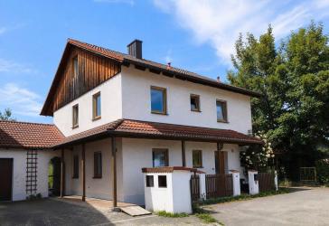 Provisionsfrei - Freistehendes Einfamilienhaus mit großem Garten nahe Stadtplatz und Innauen