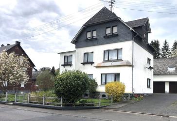 Bad Marienberg! Großes Wohnhaus - Mehrfamilienhaus, baulich TOP, gepflegt!