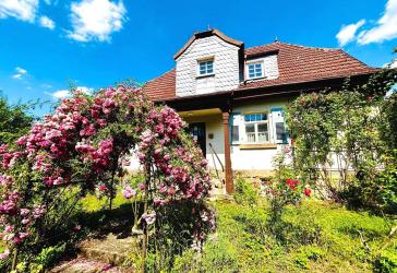Ihr neues Zuhause im altstadtnahen Grün mit Freiraum für eigene Ideen... charmantes Haus auf einem 614m² großen Grundstück