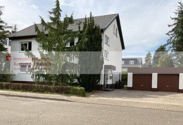Dreifamilienhaus in begehrter Wohnlage von Rastatt-Münchfeld attraktive Kapitalanlage!