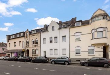 Gepflegtes Mehrfamilienhaus