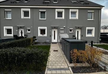 Neuwertiges KfW-55-Haus im Felderhof | Klasse A, 39 kWh/m²a | 6 Zi., Garten, Pergola & 2 Stellplätze