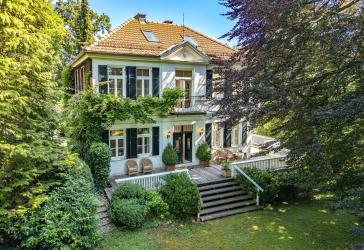 Vorschaubild Villa