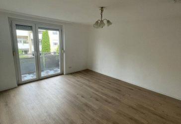 Exklusive 2-Zimmer-Wohnung mit Balkon und Stellplatz in Backnang