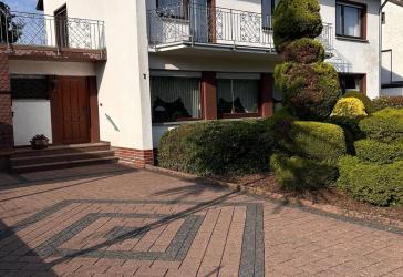 Schönes Einfamilienhaus mit großen Garten in Koblenz-Rübenach zu verkaufen