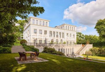 Vorschaubild Villa