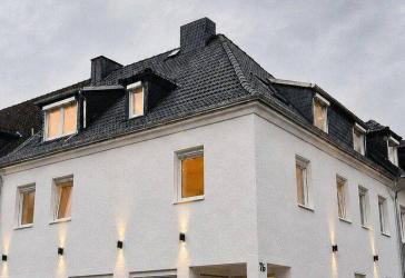 5,5 % Ertrag im 1. Jahr | Voll vermietet | Kernsaniertes 6-Familienhaus