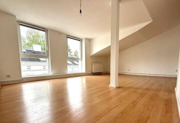 Lichtdurchflutete 2-Zimmer-Wohnung in Hamburg-Wilstorf - provisionsfrei