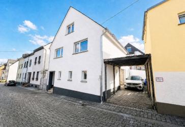Modernisiertes Einfamilienhaus in begehrter Lage von Koblenz-Rübenach - Ohne Provision!