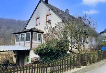 Zwangsversteigerung - Einfamilienhaus in Sankt Thomas (Südeifel) Provisionsfrei für Erwerber