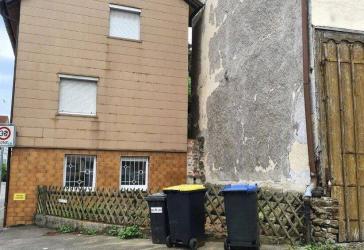 Scheune mit Grundstück zum Umbauen für 3 Etagen und Keller