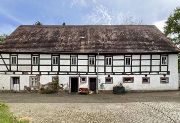 Bauernhaus mit Scheune bei Grimma