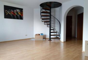 4-Zimmer Maisonette, 2 Bäder, Küche, Balkon, Keller, TG ***provisionsfrei***