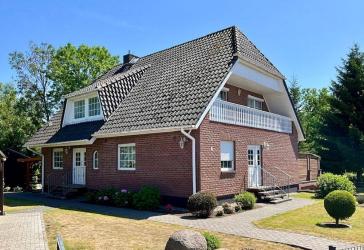 Einfamilienhaus mit Wohnung bei Neubrandenburg