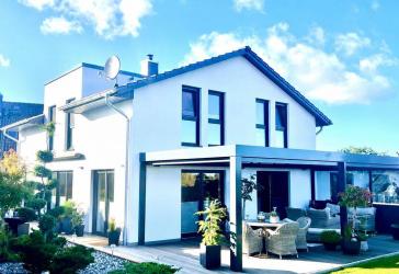 Hohenfelde: Architekturjuwel in ruhiger Lage - exklusives Wohnen nahe Bad Doberan