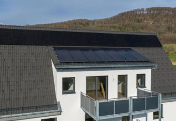 Penthouse Feeling - Moderne DG-Whg mit 4ZKB Balkon und ausgeb. Dachspitz in Grenznähe und Naturlage