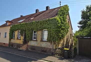 Einfamilienhaus mit großem Grundstück in ruhiger Lage von Frankenholz
