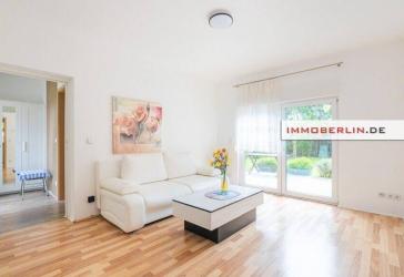 IMMOBERLIN.DE - Wunderbarer Bungalow mit Südgarten & Garage