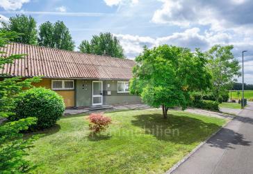 Familienfreundliches Einfamilienhaus mit großem Gartengrundstück in ruhiger Lage!