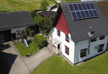 Einfamilienhaus m. energetischen Raffinessen! Prov-Frei!