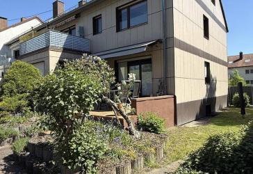 Dreifamilienhaus mit großem Garten - provisionsfrei