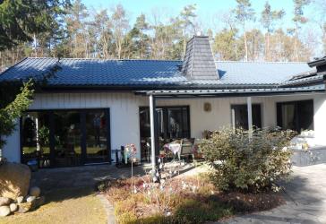Kapitalanlage -Geräumiges Mietshaus mit Terrasse in Bergwitz
