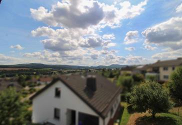 PROVISIONSFREI - Mehrgenerationenhaus mit PV-Anlage in attraktiver Hanglage