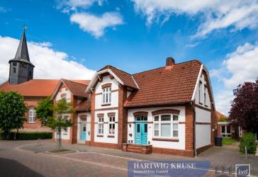 Vermietetes Einfamilienhaus mit Entwicklungspotenzial