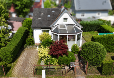 Charmantes Tiny House mit Blick auf den Krossinsee