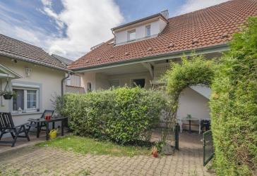 Sonniges Wohnen Dreifamilienhaus in Konstanz Allmansdorf mit Einnahmen