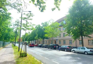2-Zimmer-Wohnung im EG (Hochparterre) mit Balkon