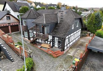 Vorschaubild Mehrfamilienhaus