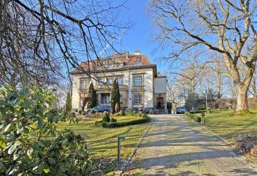 Vorschaubild Villa