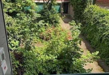 4-Zimmer-Wohnung - frisch saniert mit zwei Balkonen in Neuss