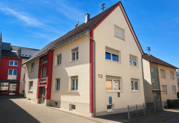 Großzügige, renovierte 3,5-Zimmerwohnung mit 2 Balkonen in bevorzugter Lage
