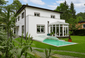 Ein Familienhaus mit Geschichte, Gartenidylle und Raum für große Momente in Kleinmachnow