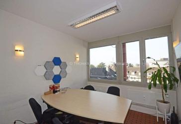 Moderne Büro-/Praxisfläche im Zentrum von Bensberg
