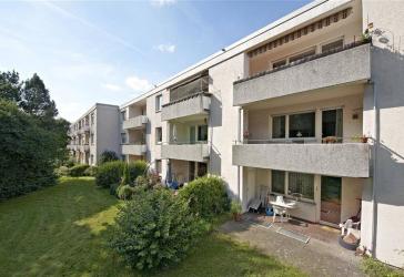 Neu renovierte EG-Wohnung mit Terrasse
