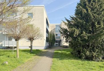 Vier-Zimmer-Wohnung - auch teilbar