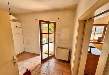 Erdgeschosswohnung zum sanieren, ideal für Handwerker