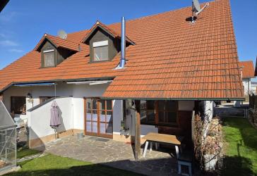 Gesucht-Gefunden: DHH mit Garten, Garage, neuer Pelletheizung und Schwedenofen in Obergangkofen - sofort beziehbar!