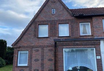 Preisreduzierung: Zweifamilienhaus als Renditeobjekt in 1A-Lage Wahnbek