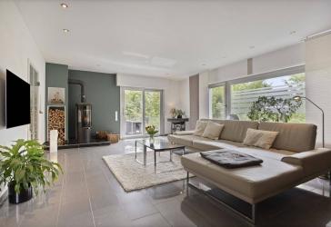Eleganz auf einer Ebene - Exklusiver Bungalow mit Wohlfühlatmosphäre und Einliegerwohnung