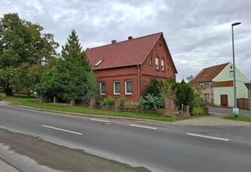 Klinker EFH mit Resthof in Altenhausen !