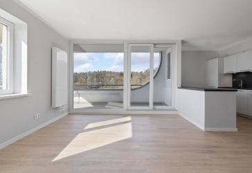 3-Zimmer-Wohnung mit offener Wohnküche, großzügigen Balkon und Stellplatz in Geesthacht