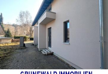Neuer Preis! Neubau-Doppelhaus 2024 mit Wintergarten & PV – Perfekt für Mehrgenerationen oder Kapitalanlage.