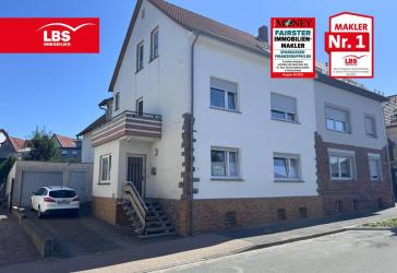 Doppelhaushälfte in Top Zustand - begehrte Stadtlage mit Garten und Garage