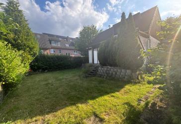 Ankommen und wohlfühlen: Erdgeschosswohnung mit Garten und Carport zur Miete!